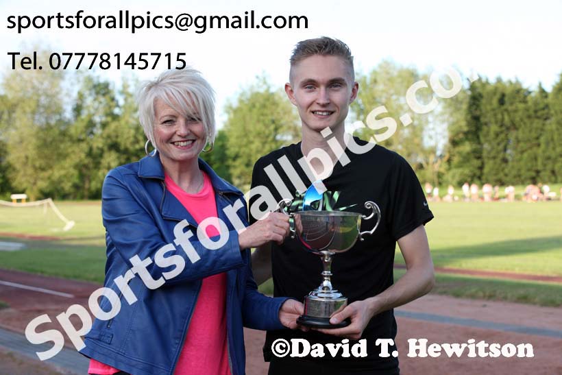 Jimmy Hedley 800 metres at Monkton, Jarrow, Wed., May 24th Photo: David T. Hewitson/Sports for All Pics
